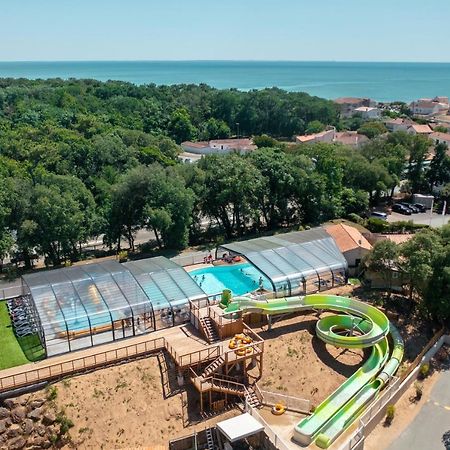 Camping Le Petit Rocher Longeville-sur-Mer Exterior foto