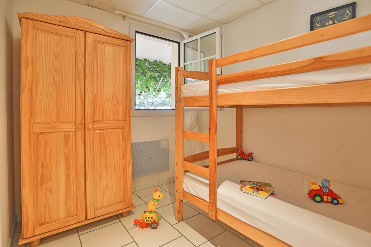 Camping Le Petit Rocher Longeville-sur-Mer Exterior foto
