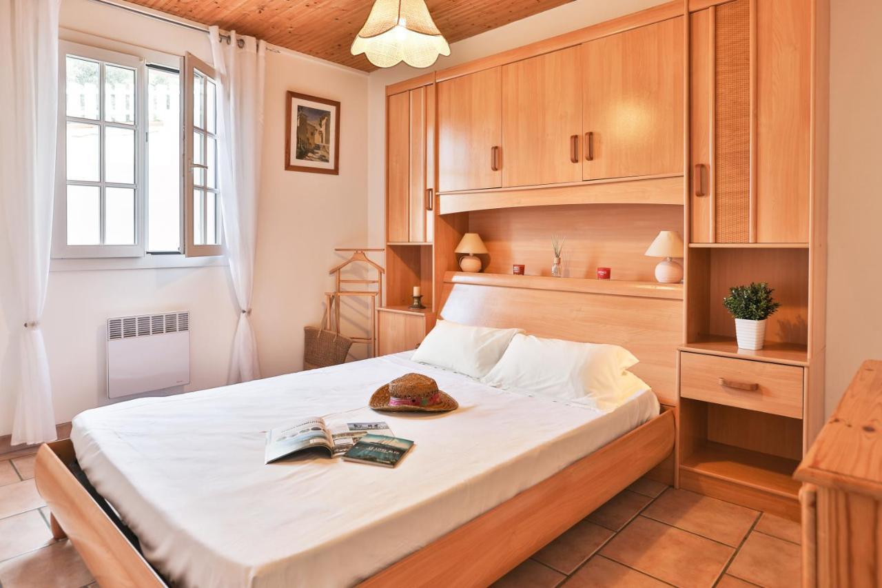 Camping Le Petit Rocher Longeville-sur-Mer Exterior foto