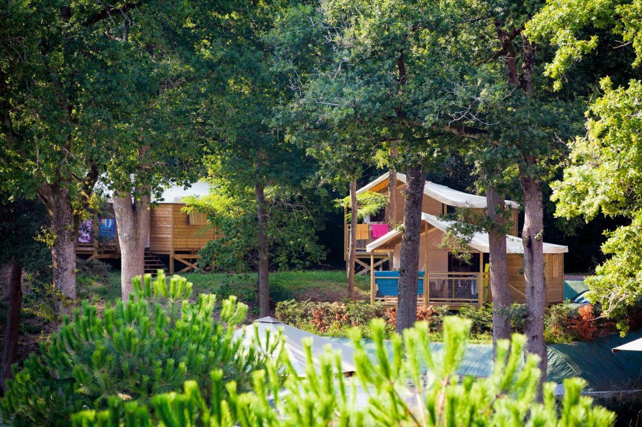 Camping Le Petit Rocher Longeville-sur-Mer Exterior foto