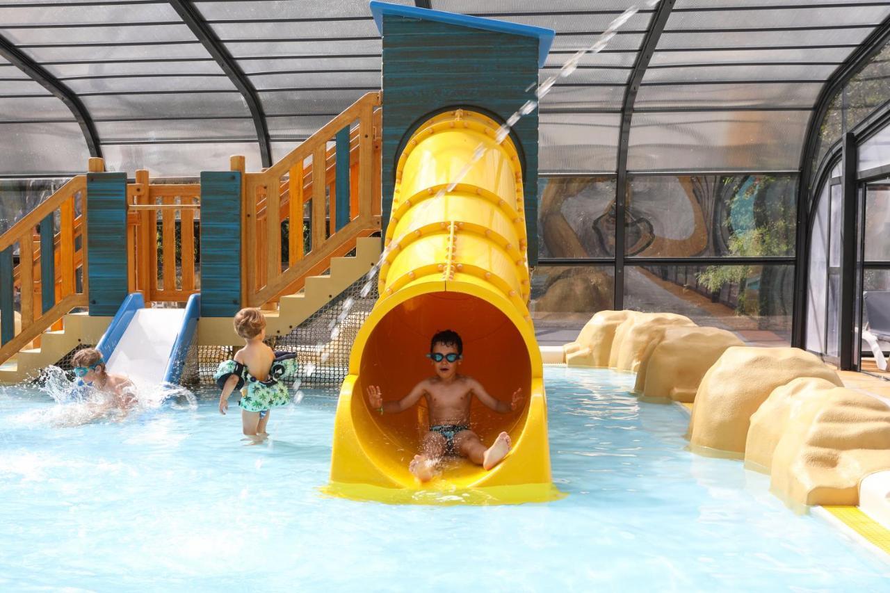 Camping Le Petit Rocher Longeville-sur-Mer Exterior foto